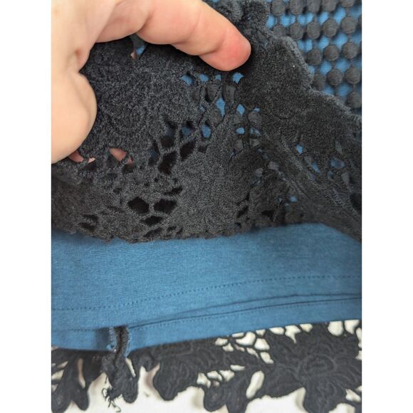 LOFT Crochet-Lace Floral Overlay Skirt Black Blue Stretch Fairy Goth Y2K Size 12 - Picture 4 of 7